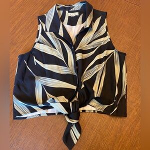 Tommy Bahama Black with Green Leaves Sleeveless Tie-Front Crop Shirt sz 12